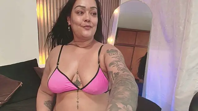 Snapshot of violeta_delavega1 chatting on March 11, 2025, 11:15 pm violeta delavega1 online show from March 11, 2025, 11:15 pm
