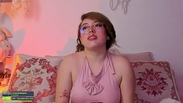 julieta cooper20 online show from September 24, 2025, 3:24 am