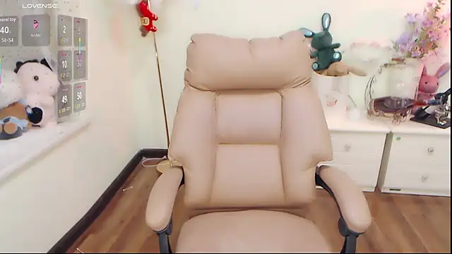 October 10 online show from April 16, 2026, 1:12 pm