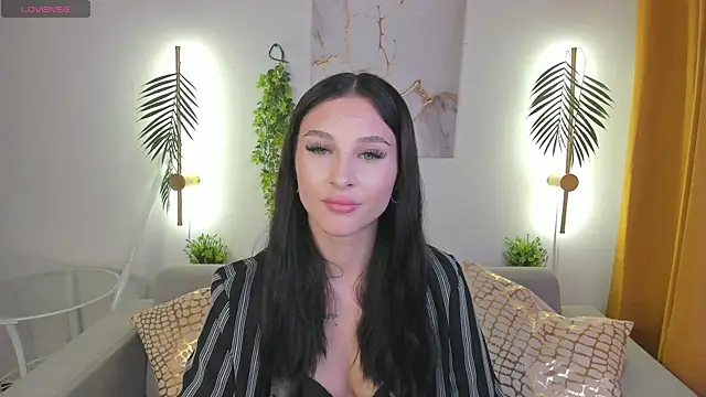 Erika Flame online show from October 11, 2025, 12:50 pm