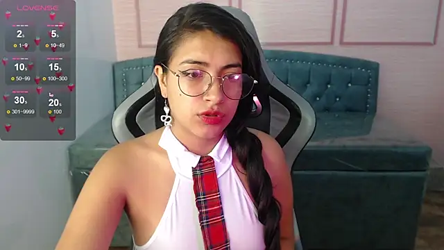 Snapshot of alexa_romero_t chatting on November 6, 2025, 12:53 pm alexa romero t online show from November 6, 2025, 12:53 pm