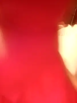 isis milove online show from April 9, 2026, 11:16 am