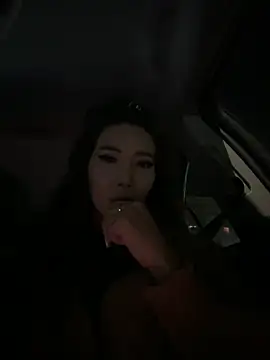 Goddessnor online show from March 10, 2025, 5:29 pm