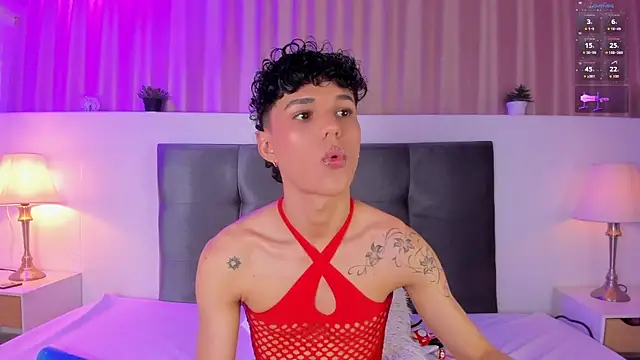 Kai riptide online show from October 25, 2025, 8:42 pm