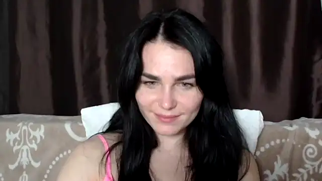 Snapshot of Silviaa chatting on March 14, 2025, 10:38 pm Silviaa online show from March 14, 2025, 10:38 pm