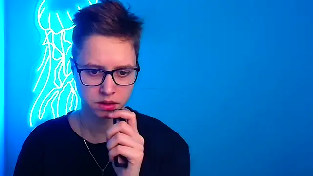 Bella Swannn online show from March 8, 2025, 10:13 pm