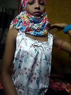 Cutesoma01 online show from November 3, 2025, 11:30 pm