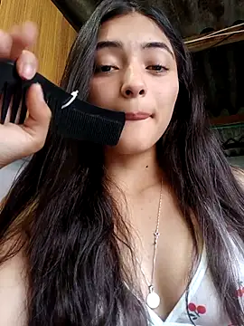 Snapshot of Valen_Person chatting on October 22, 2025, 3:11 pm Valen Person online show from October 22, 2025, 3:11 pm