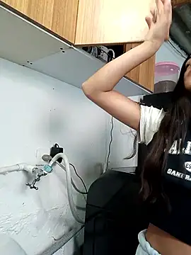 Snapshot of Valen_Person chatting on November 19, 2025, 3:12 pm Valen Person online show from November 19, 2025, 3:12 pm