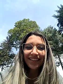 Snapshot of Isabella_Varella chatting on March 8, 2025, 7:42 pm Isabella Varella online show from March 8, 2025, 7:42 pm