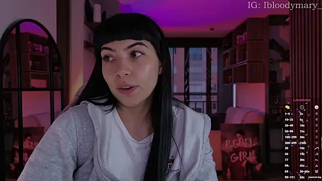 Snapshot of Saraa_Desiree chatting on June 9, 2026, 10:44 pm Saraa Desiree online show from June 9, 2026, 10:44 pm