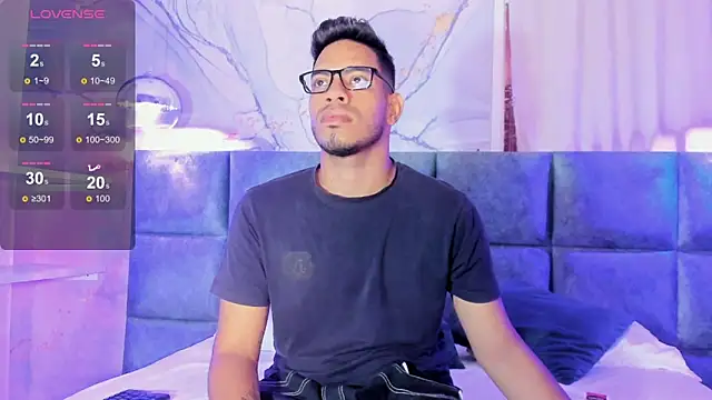 ETHAN DRAVEN online show from September 14, 2025, 7:03 pm