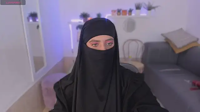 Snapshot of salma_arabicc chatting on October 10, 2025, 4:13 am salma arabicc online show from October 10, 2025, 4:13 am