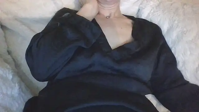 Valentinette online show from January 12, 2026, 8:15 pm