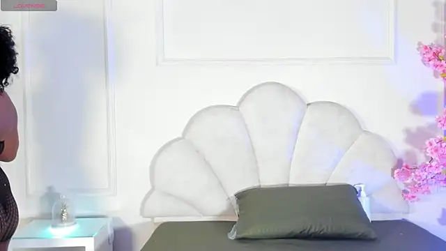 Candaceoweens online show from October 19, 2025, 3:53 am