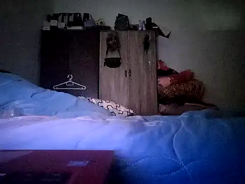 Snapshot of Slmbtm chatting on March 10, 2025, 5:54 am Slmbtm online show from March 10, 2025, 5:54 am