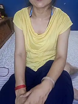 Cute-Zarina online show from September 30, 2025, 7:20 pm