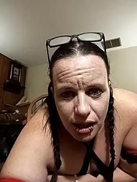 Snapshot of cattlegurl chatting on March 5, 2025, 7:38 am cattlegurl online show from March 5, 2025, 7:38 am