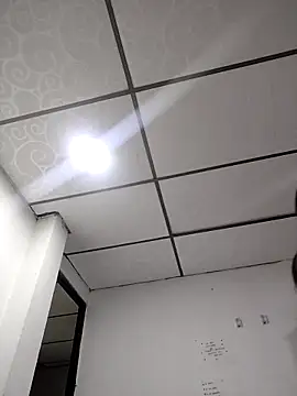 mialorents online show from October 10, 2025, 6:09 pm