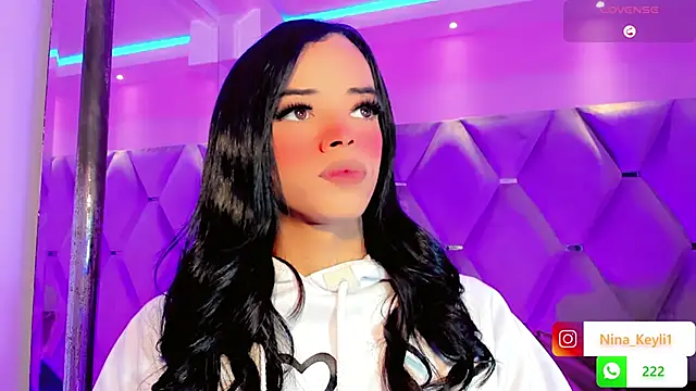 Nina Keyli online show from December 21, 2025, 7:48 pm