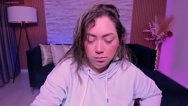 heidy johns online show from November 4, 2025, 3:21 am