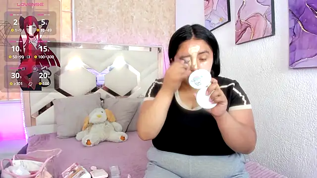 EmilyBrownn  online show from November 11, 2025, 7:08 pm