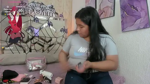 EmilyBrownn  online show from November 3, 2025, 7:06 pm