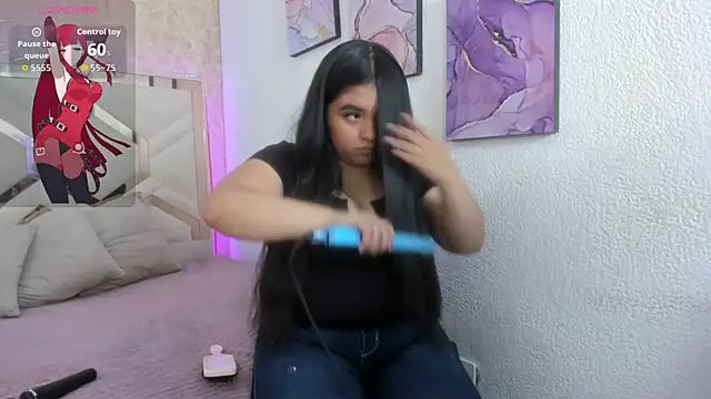 EmilyBrownn  online show from October 21, 2025, 7:02 pm