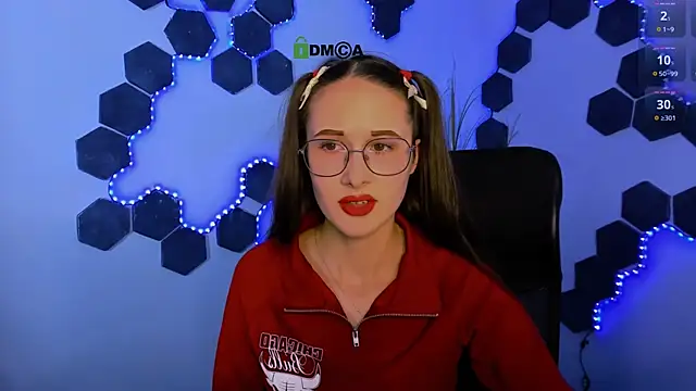 Snapshot of mona_cloud chatting on May 13, 2026, 7:43 pm mona cloud online show from May 13, 2026, 7:43 pm