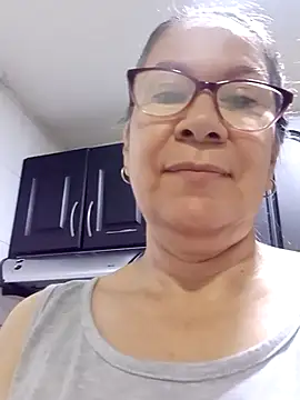 Snapshot of victoria_wayne chatting on October 13, 2025, 9:44 am victoria wayne online show from October 13, 2025, 9:44 am