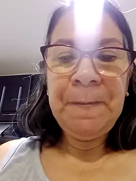 Snapshot of victoria_wayne chatting on October 27, 2025, 9:54 am victoria wayne online show from October 27, 2025, 9:54 am