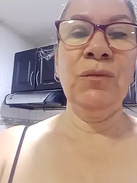 Snapshot of victoria_wayne chatting on October 8, 2025, 10:06 am victoria wayne online show from October 8, 2025, 10:06 am