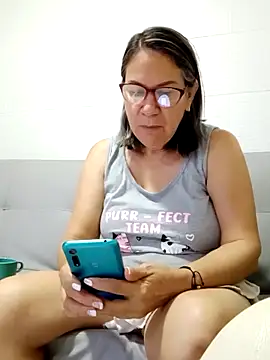 Snapshot of victoria_wayne chatting on November 14, 2025, 9:46 am victoria wayne online show from November 14, 2025, 9:46 am