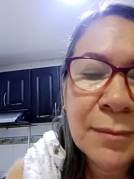 Snapshot of victoria_wayne chatting on November 16, 2025, 10:09 am victoria wayne online show from November 16, 2025, 10:09 am