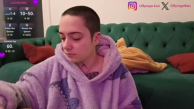 OllympeKaii online show from December 19, 2025, 5:32 am