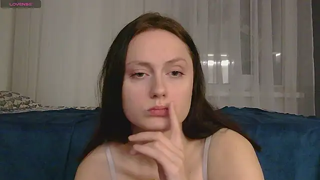 Snapshot of belle_ame chatting on November 28, 2025, 7:03 pm belle ame online show from November 28, 2025, 7:03 pm