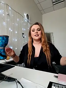 Snapshot of Juicy_PeachLux chatting on February 21, 2026, 7:54 am Juicy PeachLux online show from February 21, 2026, 7:54 am