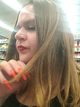 Bigmouthbitch online show from December 14, 2025, 3:46 am