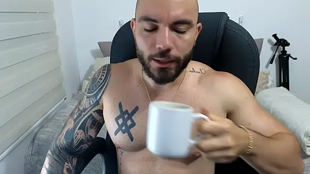 Snapshot of Isaac_Carter chatting on May 20, 2026, 11:07 am Isaac Carter online show from May 20, 2026, 11:07 am