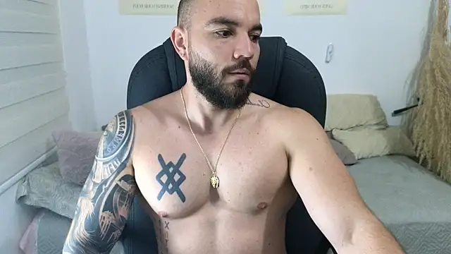 Isaac Carter online show from December 17, 2025, 11:15 am