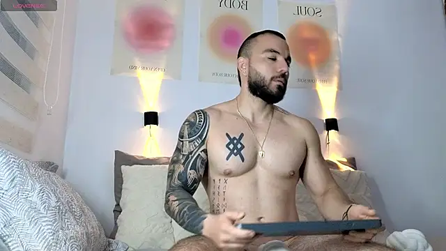 Isaac Carter online show from March 7, 2025, 10:46 am