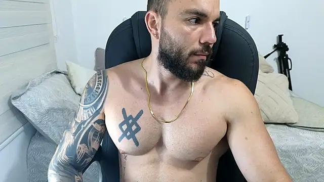 Snapshot of Isaac_Carter chatting on May 1, 2026, 10:53 am Isaac Carter online show from May 1, 2026, 10:53 am