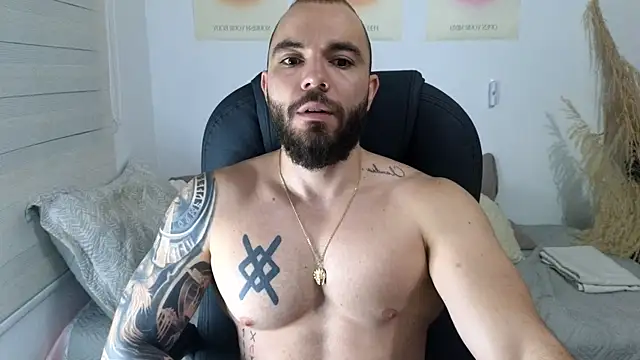 Isaac Carter online show from November 30, 2025, 11:11 am