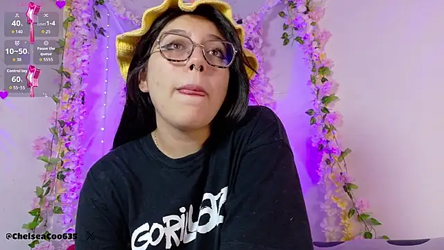 chelsea  coo online show from September 26, 2025, 11:33 pm