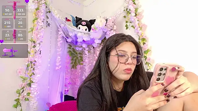 chelsea  coo online show from September 27, 2025, 5:19 pm