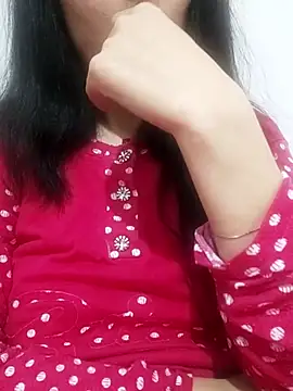 saraaxx1 online show from March 5, 2025, 1:42 am