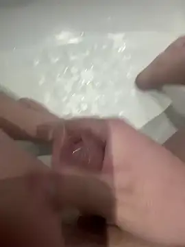 Snapshot of chrisssssss24 chatting on March 7, 2025, 6:22 pm chrisssssss24 online show from March 7, 2025, 6:22 pm