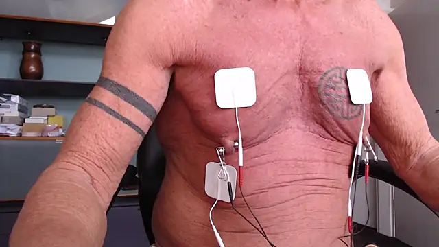 Snapshot of munichrubber chatting on December 4, 2025, 9:41 am munichrubber online show from December 4, 2025, 9:41 am