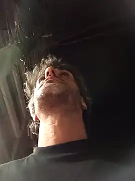 Fzssp online show from April 18, 2026, 5:32 am