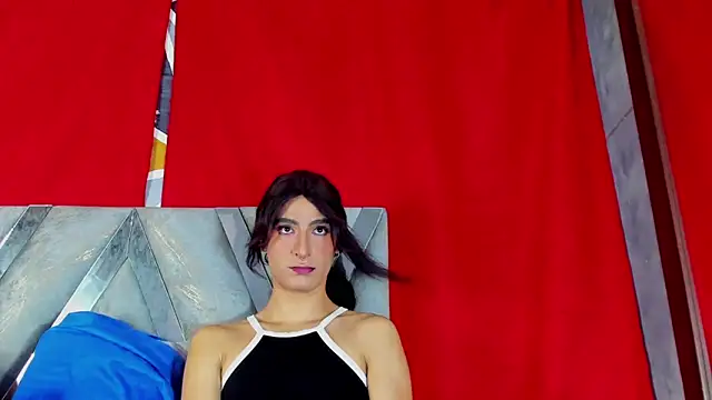 Alaska jonesxx online show from December 18, 2025, 4:44 pm